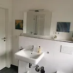 Neu! Schicke Und Moderne Lindenalle Og Apartament *