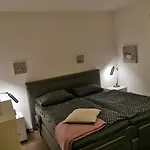 Neu! Schicke Und Moderne Lindenalle Og Apartament Hanstedt