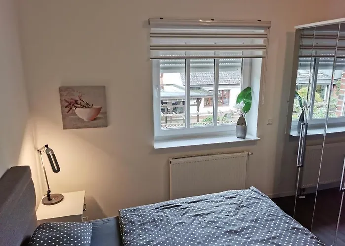 Neu! Schicke Und Moderne Lindenalle Og