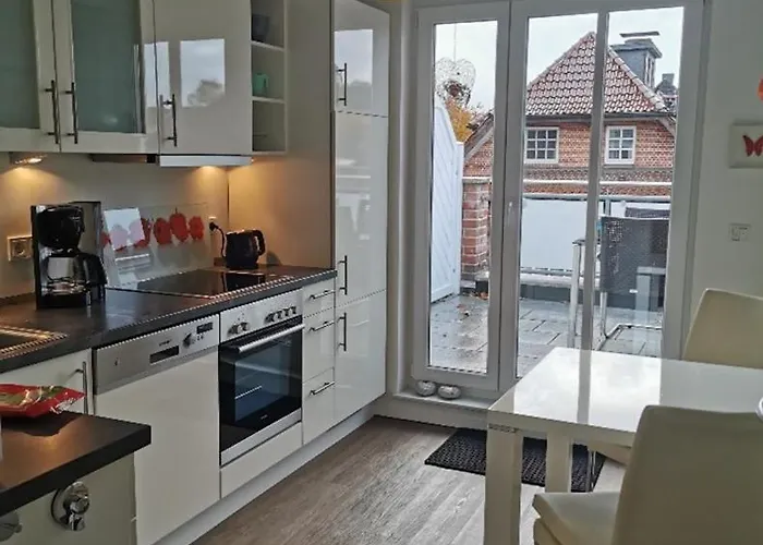 Neu! Schicke Und Moderne Lindenalle Og Appartement *